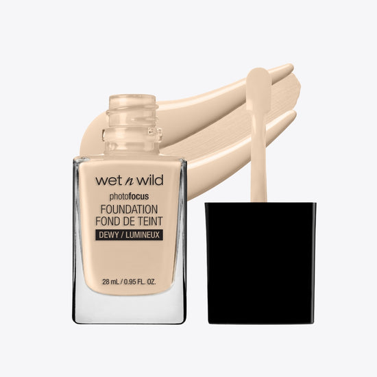 Wet N Wild Photo Focus Foundation Dewy Nude Ivory