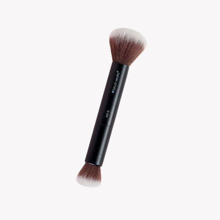 Brushworks No. 6 Double Ended Powder and Buff Brush