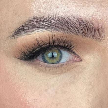 Ardell Naked Invisible Band Eyelashes – 425