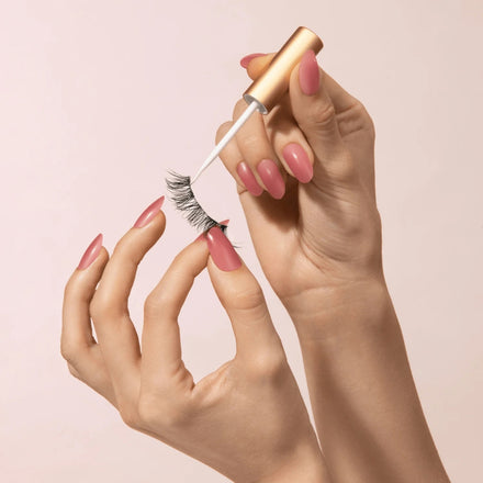 KISS 24 hr Strip Eyelash Adhesive - Clear