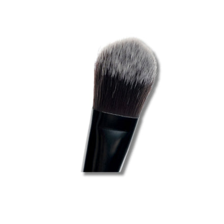 Brushworks No. 1 Foundation Brush